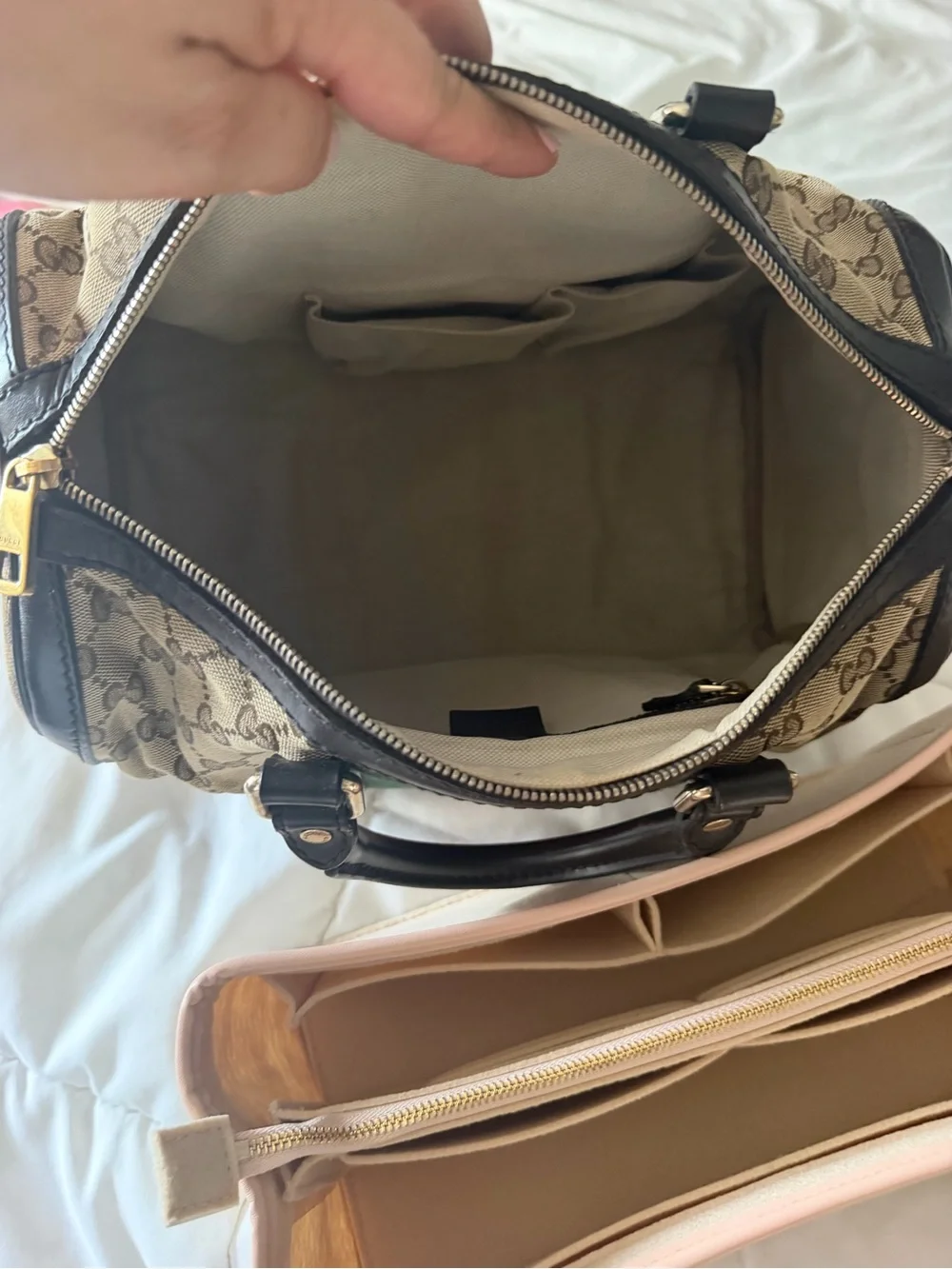 Gucci boston bag